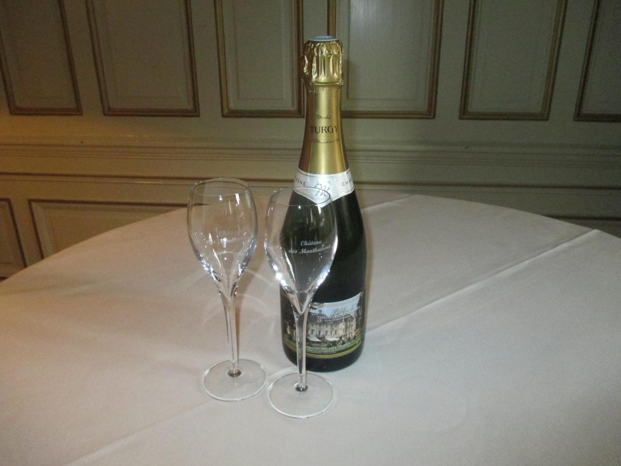 Chateau Des Monthairons Hotel Restaurant Gastromaison Spa Privatif Les Monthairons Kültér fotó