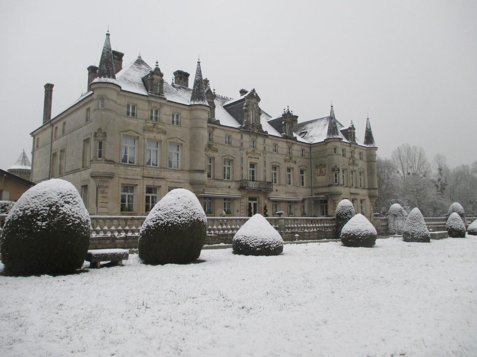 Chateau Des Monthairons Hotel Restaurant Gastromaison Spa Privatif Les Monthairons Kültér fotó