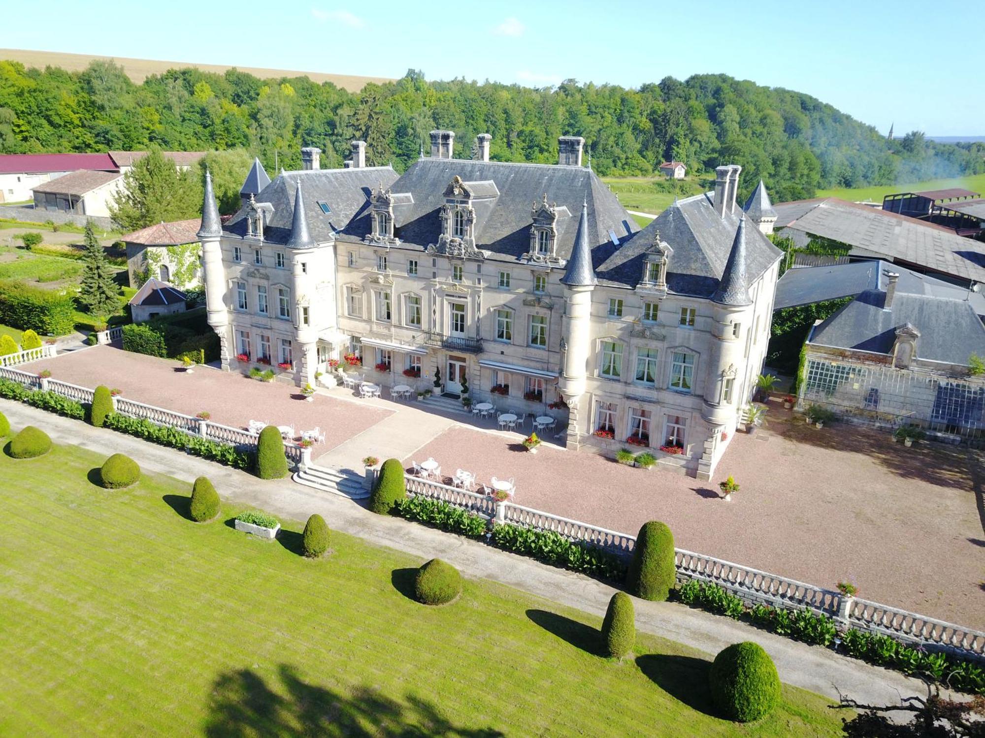 Chateau Des Monthairons Hotel Restaurant Gastromaison Spa Privatif Les Monthairons Kültér fotó
