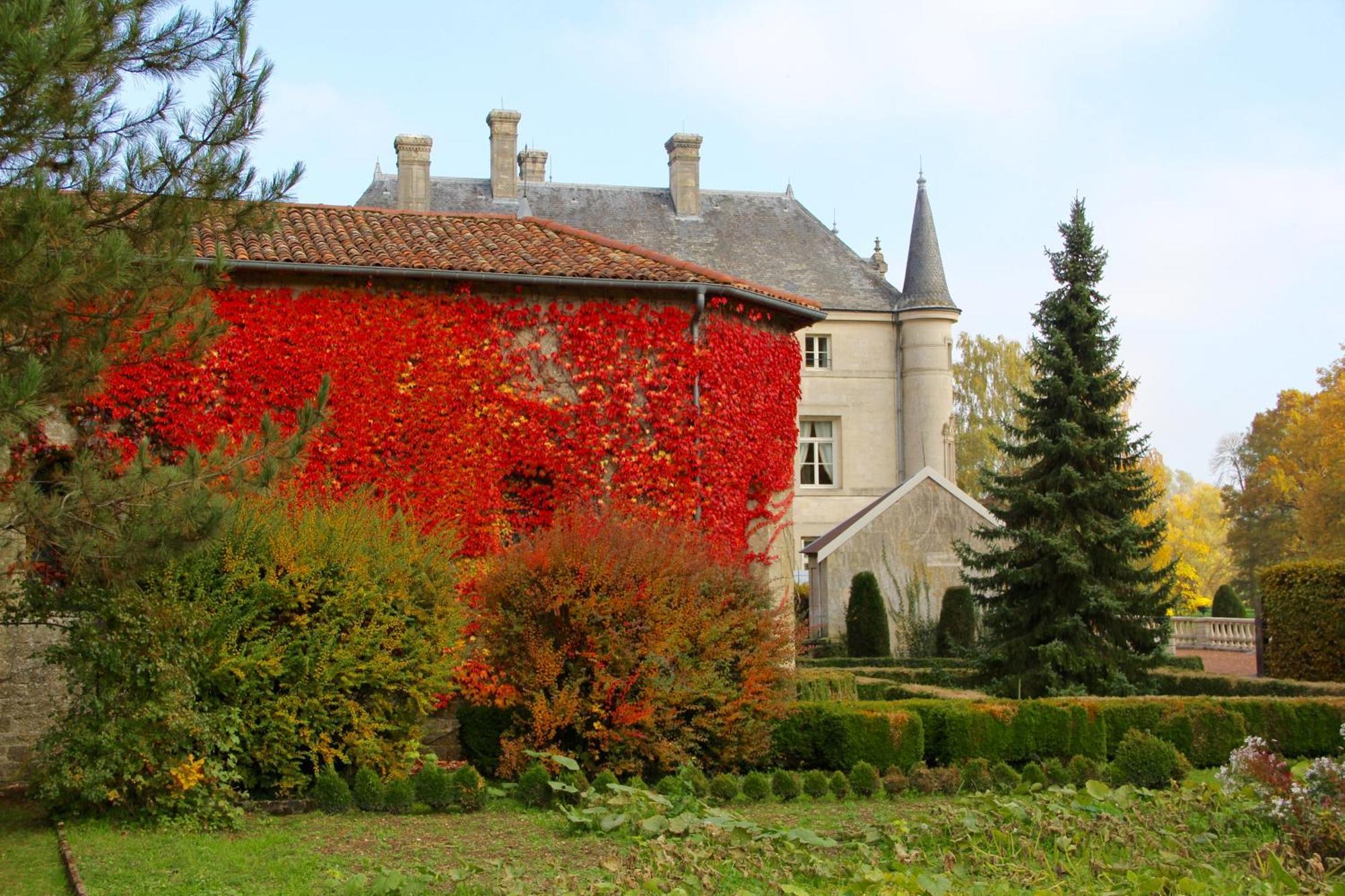 Chateau Des Monthairons Hotel Restaurant Gastromaison Spa Privatif Les Monthairons Kültér fotó